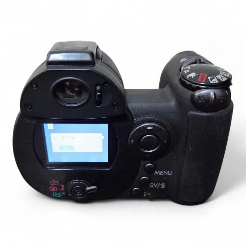Konica Minolta DiMAGE Z3 4.0MP Digital Camera | 12x Optical Zoom | With Bag